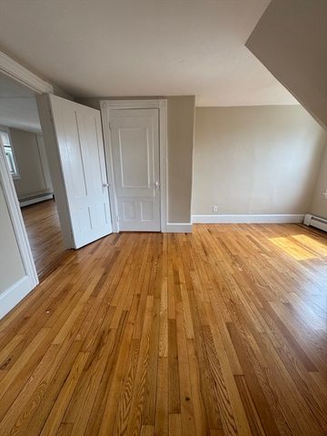9 Evans 3, Marblehead, MA 01945