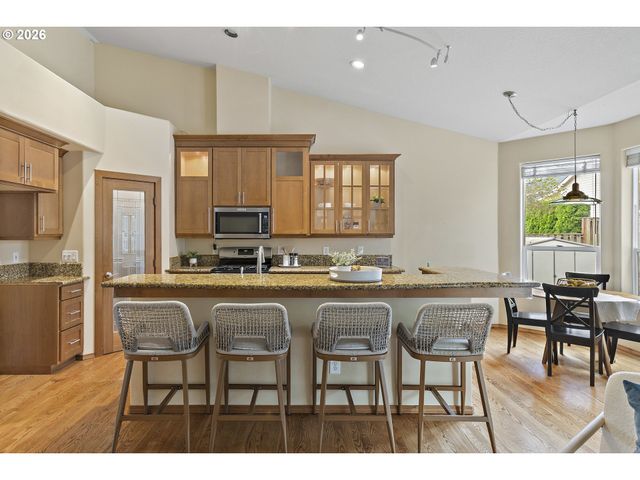 23865 Sw GOLDEN POND Ter, Sherwood, OR 97140