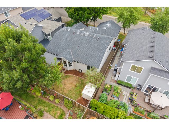 23865 Sw GOLDEN POND Ter, Sherwood, OR 97140