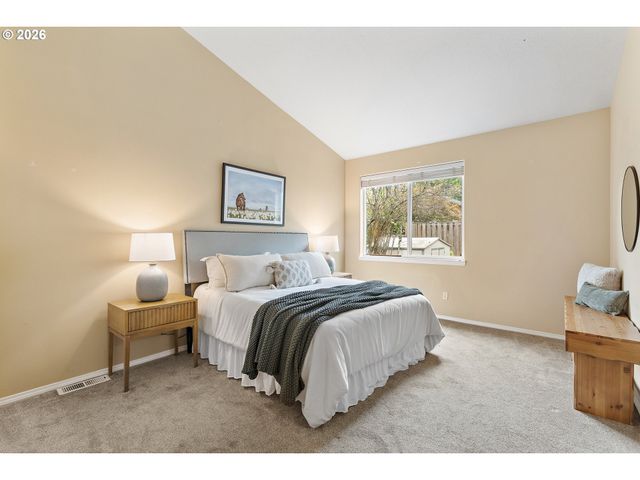 23865 Sw GOLDEN POND Ter, Sherwood, OR 97140