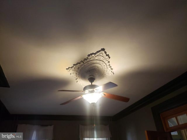 52 MARKET ST, Salem, NJ 08079