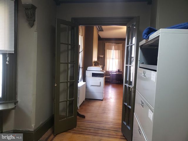 52 MARKET ST, Salem, NJ 08079