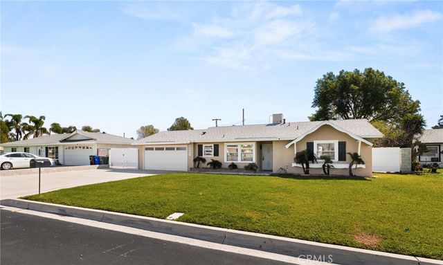 6661 Yucca Avenue, Rialto, CA 92376