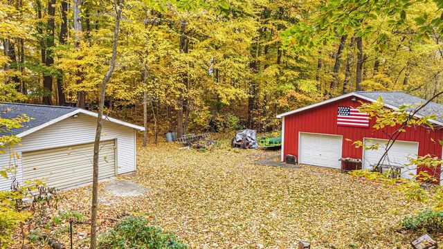 2192 Butler Road, Dowling, MI 49050