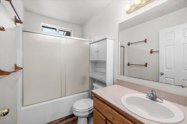 1955 SW Betty Lane, Grants Pass, OR 97526