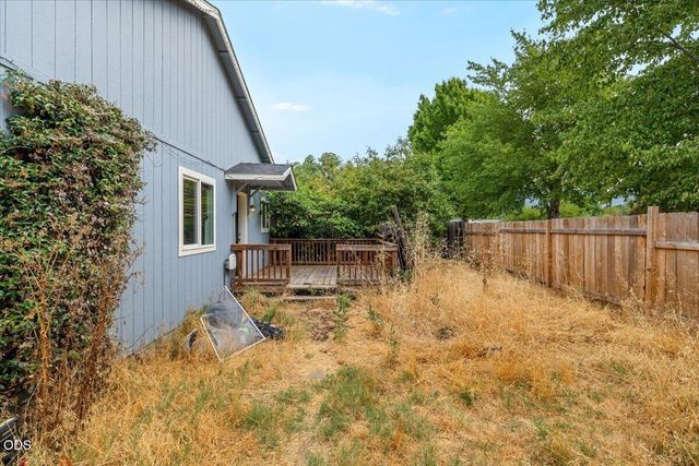 1955 SW Betty Lane, Grants Pass, OR 97526