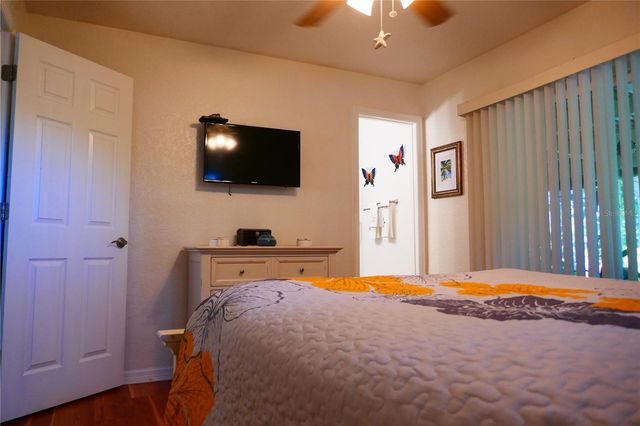 8176 129TH STREET N, Seminole, FL 33776