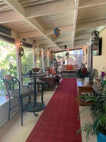 8176 129TH STREET N, Seminole, FL 33776