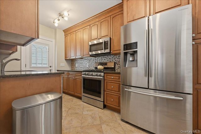 38-11 205th Street, Bayside, NY 11361