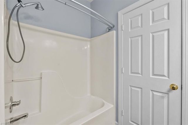 7707 Foxhaven Court, Greensboro, NC 27455