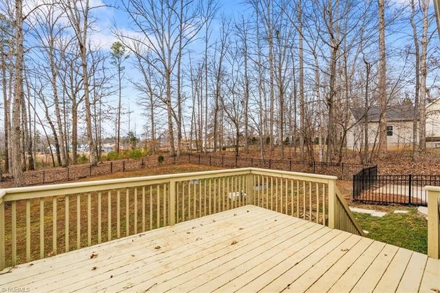 7707 Foxhaven Court, Greensboro, NC 27455