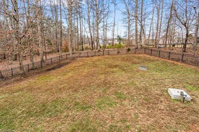 7707 Foxhaven Court, Greensboro, NC 27455