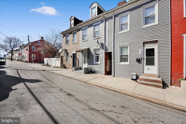 307 E WALNUT ST, York, PA 17403