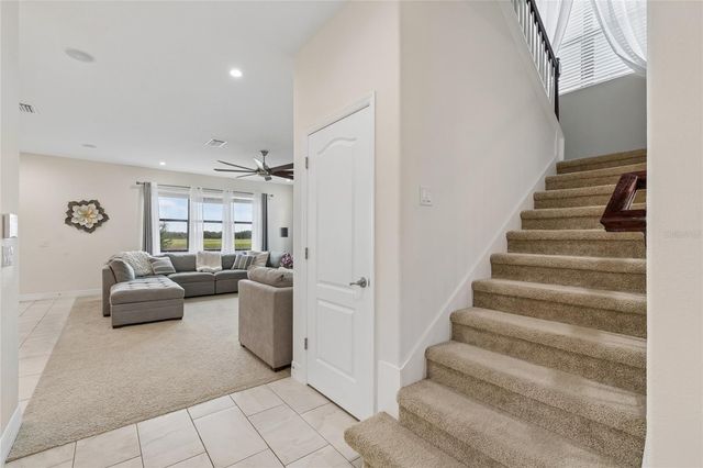 10623 MISTFLOWER LANE, Tampa, FL 33647