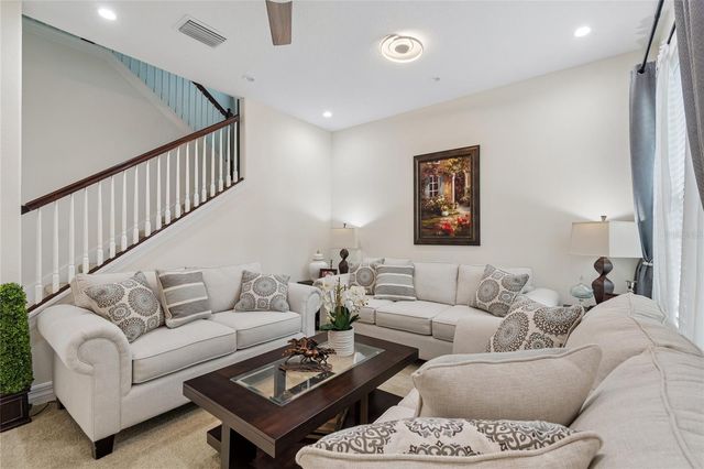10623 MISTFLOWER LANE, Tampa, FL 33647