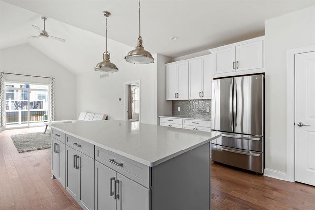 3093 N Spurway Drive, Ann Arbor, MI 48105