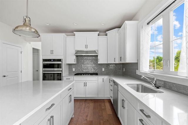 3093 N Spurway Drive, Ann Arbor, MI 48105