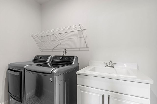 3093 N Spurway Drive, Ann Arbor, MI 48105