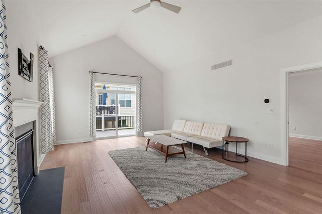 3093 N Spurway Drive, Ann Arbor, MI 48105