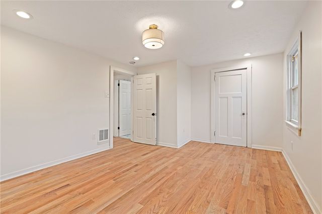 2602 Belmar Pl, Swissvale, PA 15218