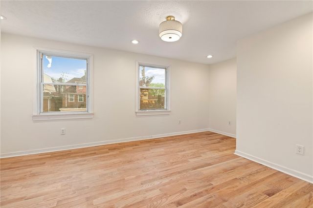 2602 Belmar Pl, Swissvale, PA 15218