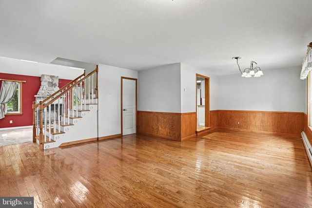 660 MUMPER LN, Dillsburg, PA 17019