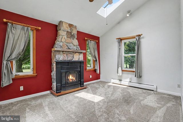 660 MUMPER LN, Dillsburg, PA 17019
