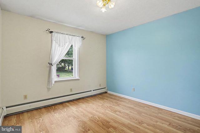 660 MUMPER LN, Dillsburg, PA 17019