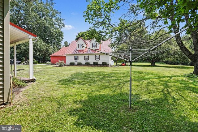 660 MUMPER LN, Dillsburg, PA 17019