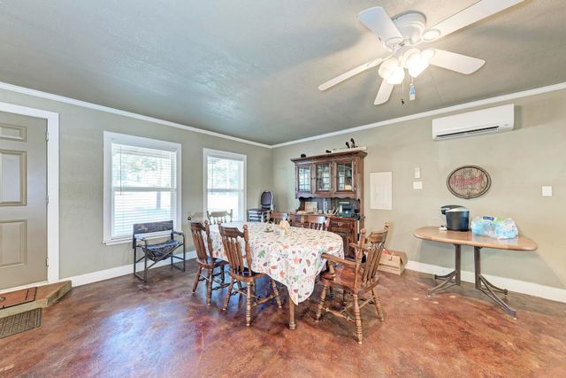 616 Sandy Harbor ST, Horseshoe Bay, TX 78657