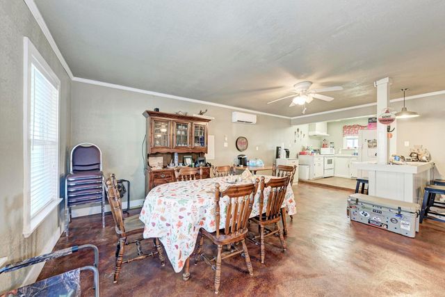 616 Sandy Harbor ST, Horseshoe Bay, TX 78657