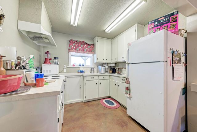616 Sandy Harbor ST, Horseshoe Bay, TX 78657