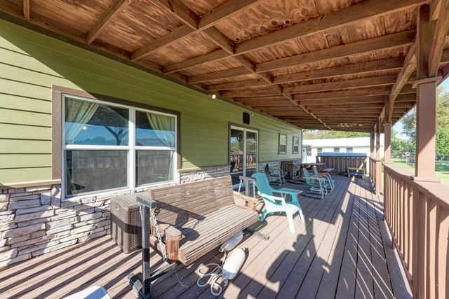 616 Sandy Harbor ST, Horseshoe Bay, TX 78657