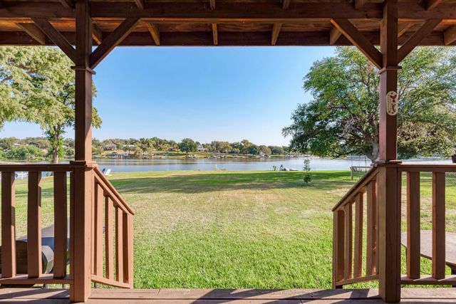 616 Sandy Harbor ST, Horseshoe Bay, TX 78657