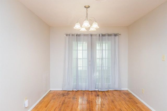 2136 NW Carroll Ave, Lawton, OK 73505