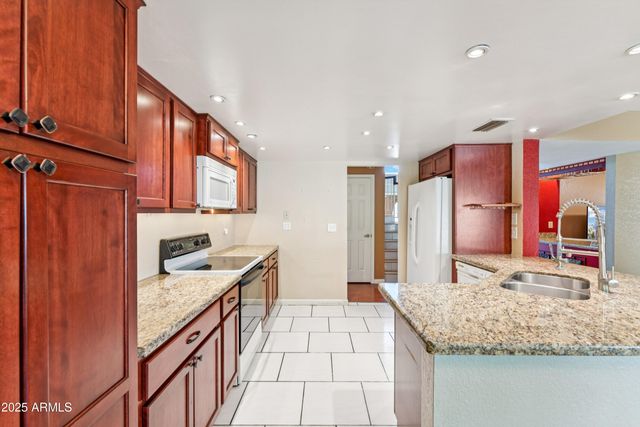 5032 E Dallas Street, Mesa, AZ 85205