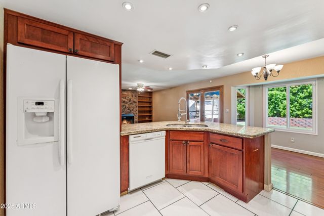 5032 E Dallas Street, Mesa, AZ 85205