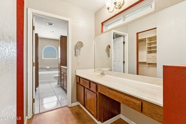 5032 E Dallas Street, Mesa, AZ 85205