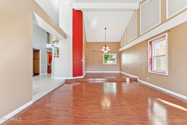 5032 E Dallas Street, Mesa, AZ 85205