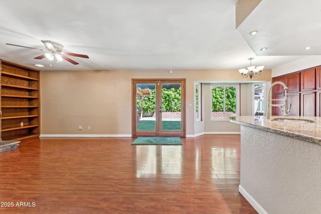 5032 E Dallas Street, Mesa, AZ 85205