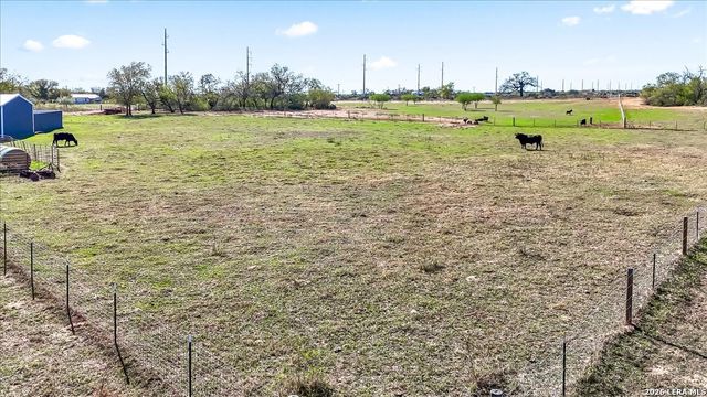 6653 Fm 539, Floresville, TX 78114