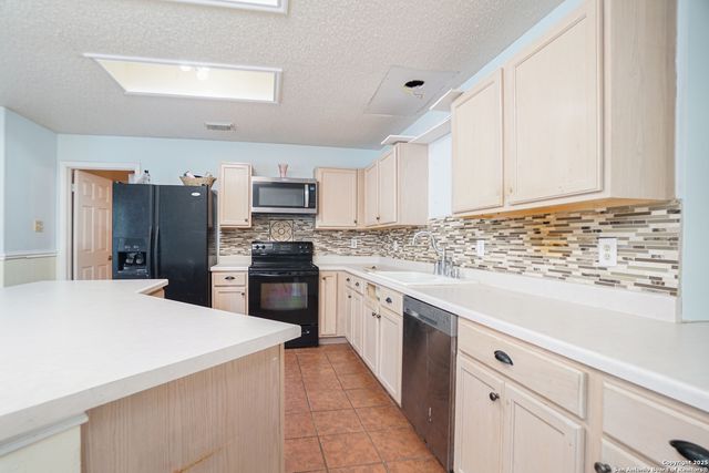 1000 Ivory Creek, Schertz, TX 78154