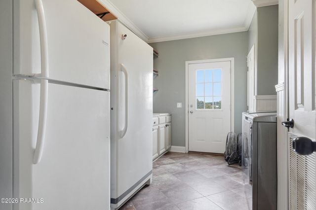 1301 L Dubois Road, New Iberia, LA 70560