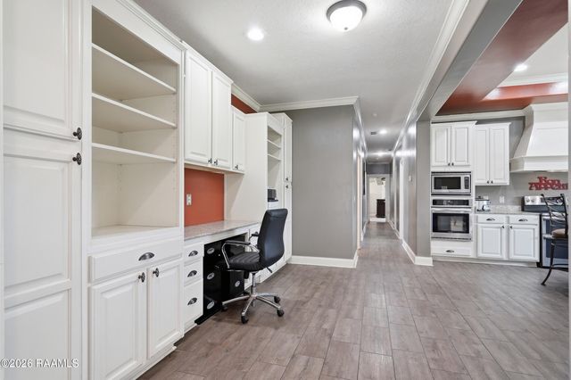 1301 L Dubois Road, New Iberia, LA 70560