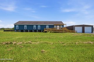 1301 L Dubois Road, New Iberia, LA 70560