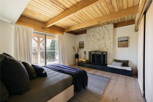 859 Strawberry Peak Road, Twin Peaks, CA 92391