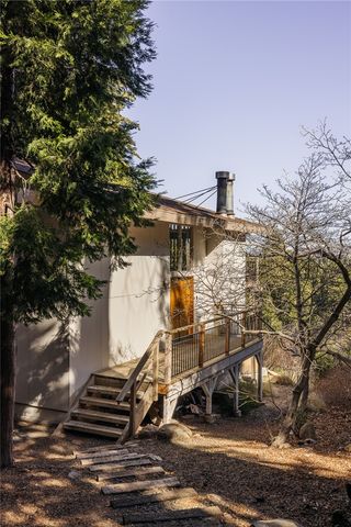 859 Strawberry Peak Road, Twin Peaks, CA 92391