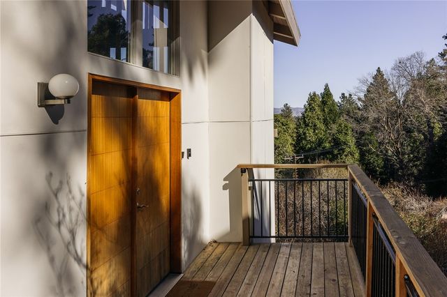 859 Strawberry Peak Road, Twin Peaks, CA 92391