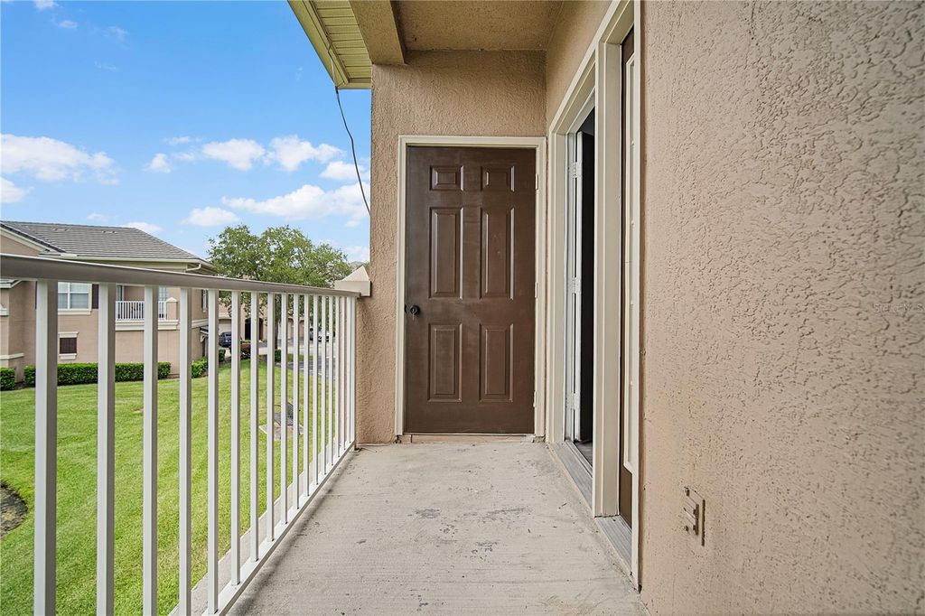 Image 20 of property listing at 14340 FREDRICKSBURG DRIVE 701, Orlando, FL 32837