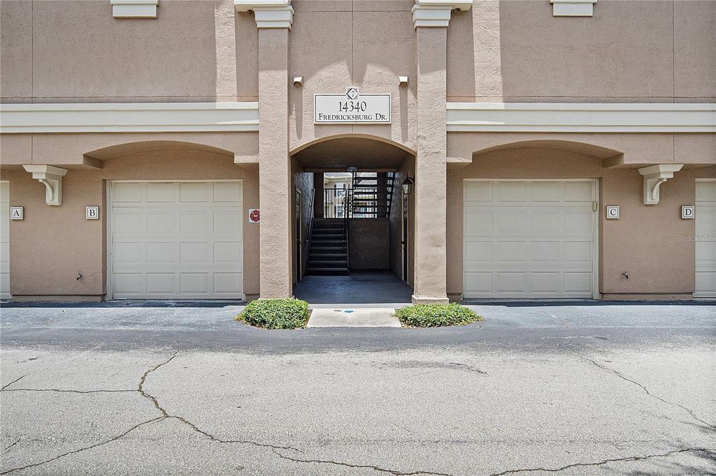 Image 3 of property listing at 14340 FREDRICKSBURG DRIVE 701, Orlando, FL 32837